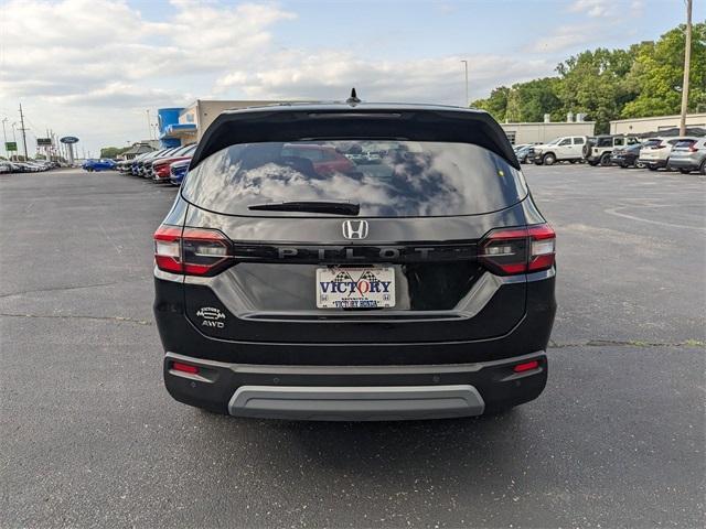new 2025 Honda Pilot car, priced at $47,050