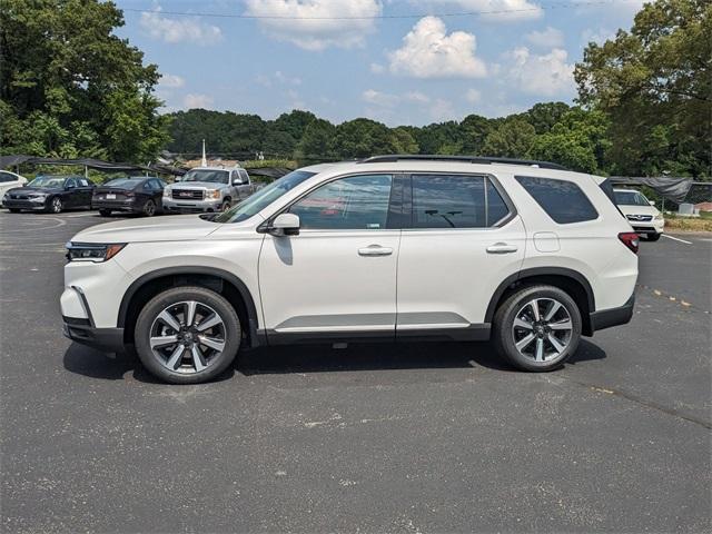 new 2025 Honda Pilot car, priced at $49,405