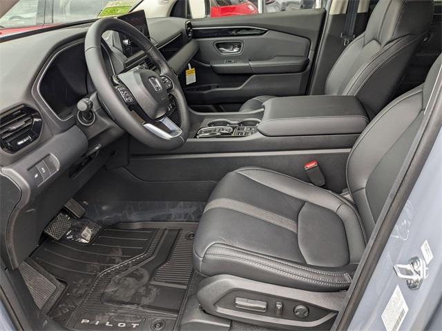 new 2025 Honda Pilot car, priced at $49,405