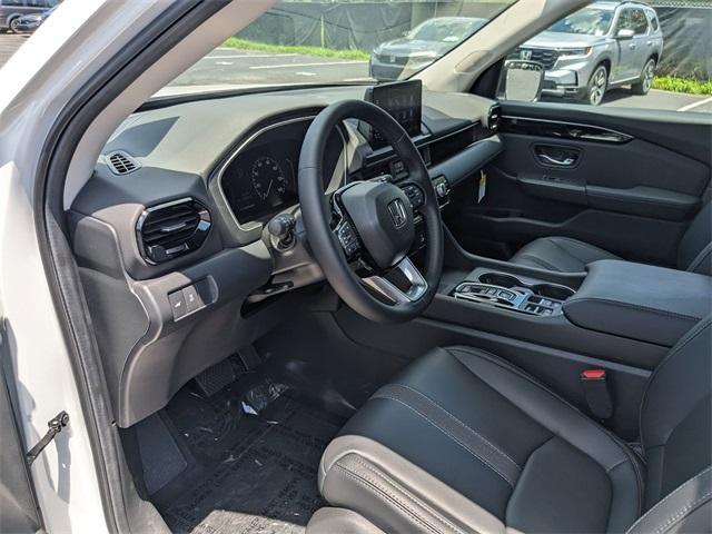 new 2025 Honda Pilot car, priced at $45,405