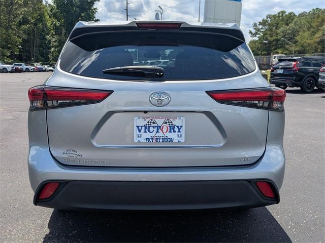 used 2020 Toyota Highlander car, priced at $23,997