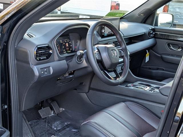 new 2025 Honda Pilot car, priced at $56,075