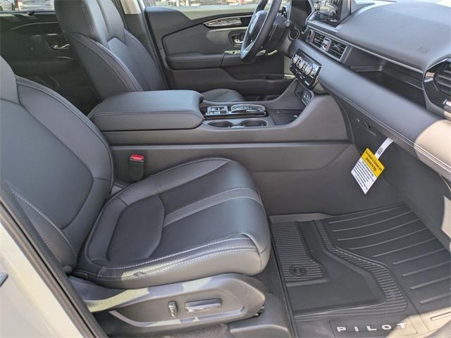 new 2025 Honda Pilot car, priced at $48,235