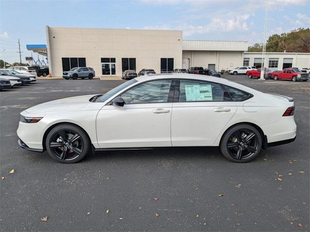 new 2024 Honda Accord Hybrid car