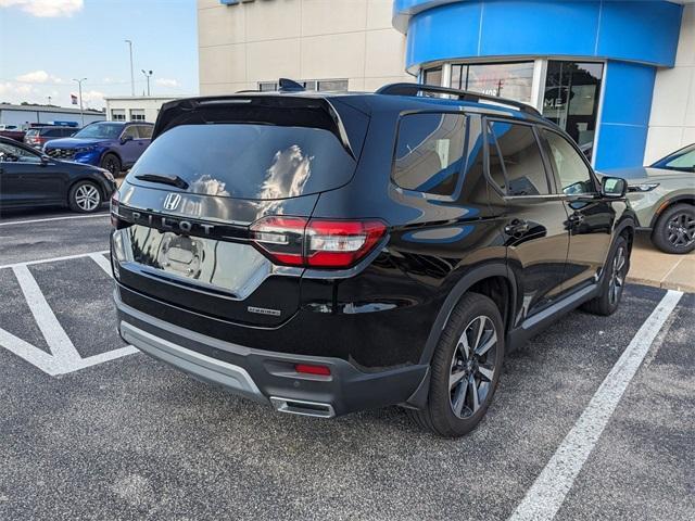 used 2023 Honda Pilot car, priced at $40,262