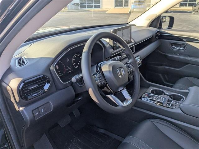 new 2025 Honda Pilot car, priced at $50,850