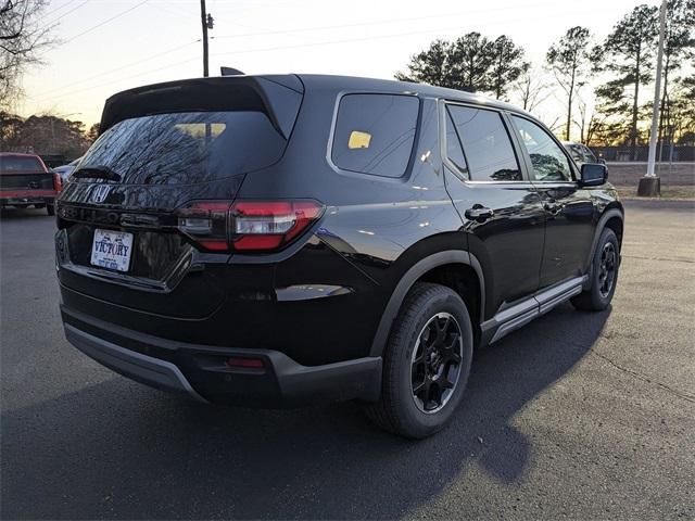 new 2025 Honda Pilot car, priced at $49,195