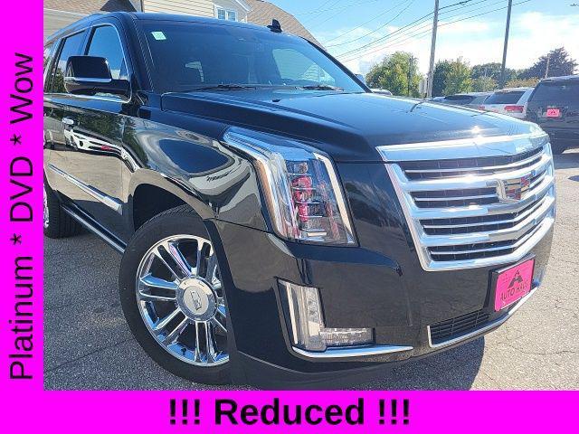 used 2016 Cadillac Escalade car, priced at $35,394