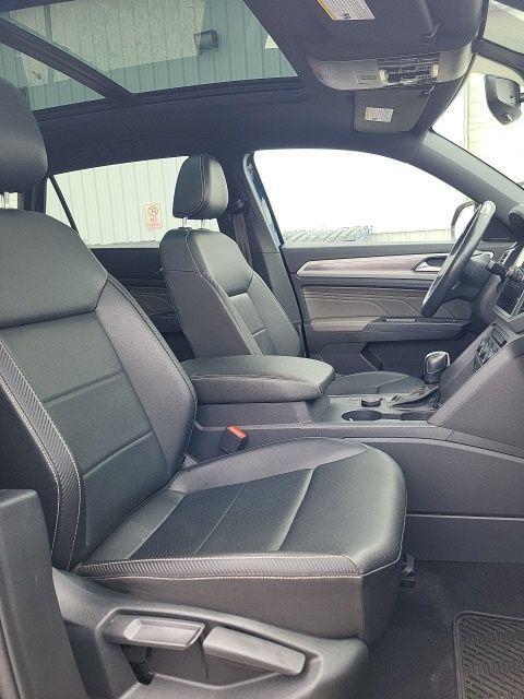 used 2021 Volkswagen Atlas Cross Sport car, priced at $26,000