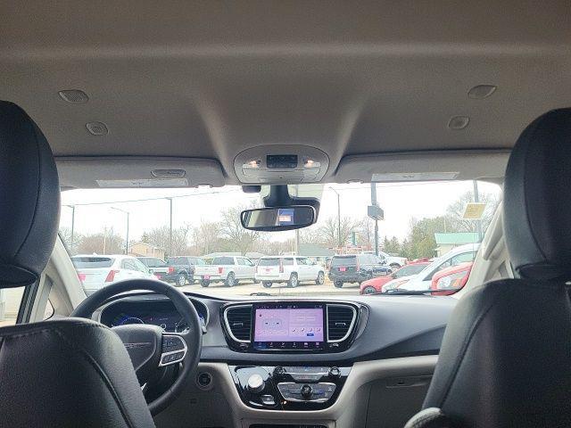 used 2022 Chrysler Pacifica car, priced at $24,000