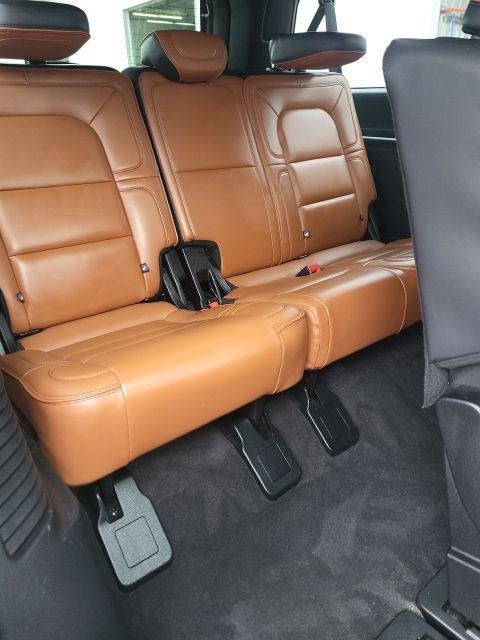 used 2019 Lincoln Navigator L car, priced at $37,000