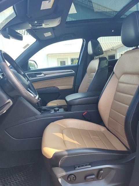 used 2023 Volkswagen Atlas Cross Sport car, priced at $27,000