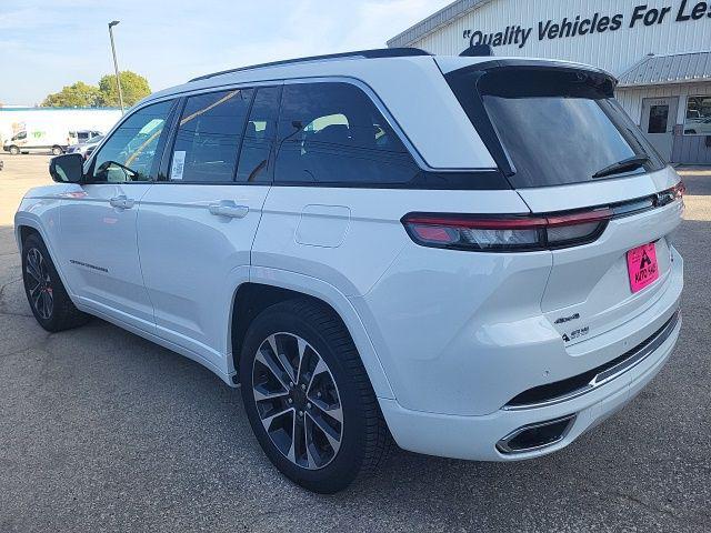used 2023 Jeep Grand Cherokee car, priced at $37,607
