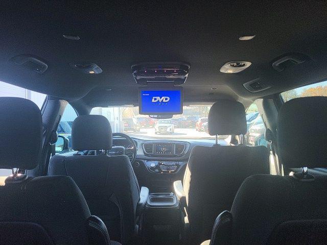 used 2019 Chrysler Pacifica car, priced at $18,000