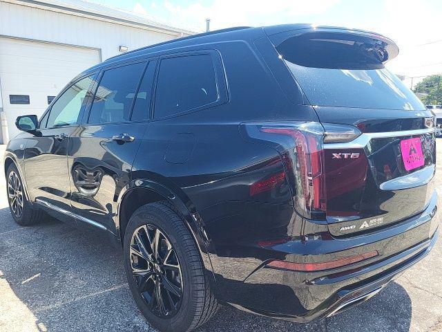 used 2020 Cadillac XT6 car, priced at $32,000