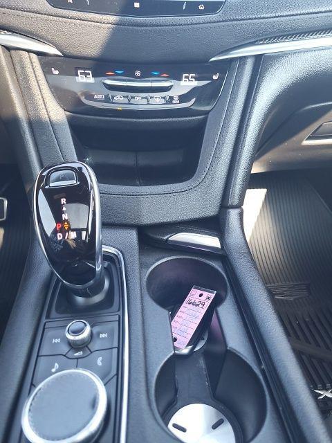 used 2021 Cadillac XT5 car, priced at $35,500