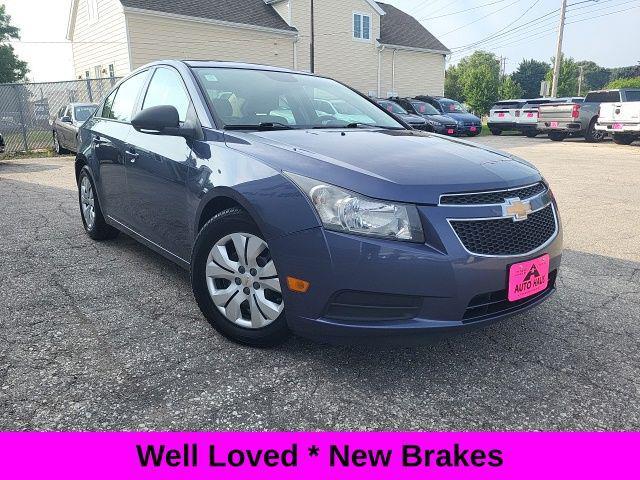 used 2013 Chevrolet Cruze car, priced at $4,700