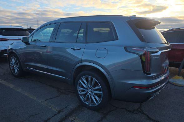 used 2020 Cadillac XT6 car, priced at $26,000