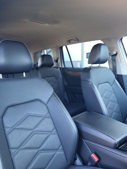 used 2024 Volkswagen Atlas car, priced at $32,000