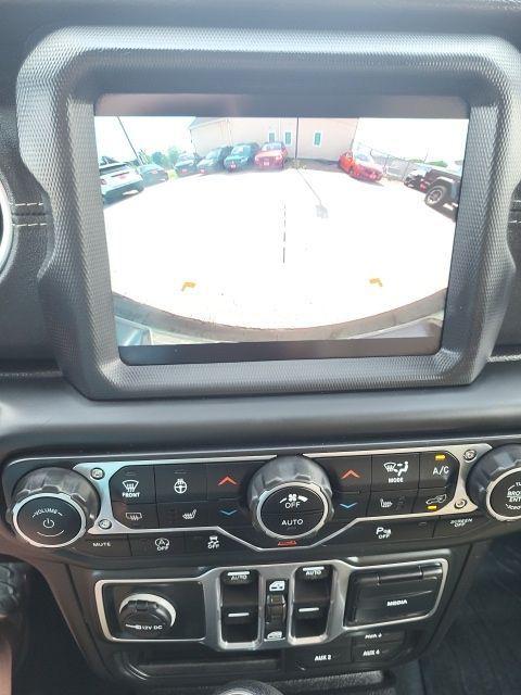 used 2018 Jeep Wrangler Unlimited car, priced at $27,900