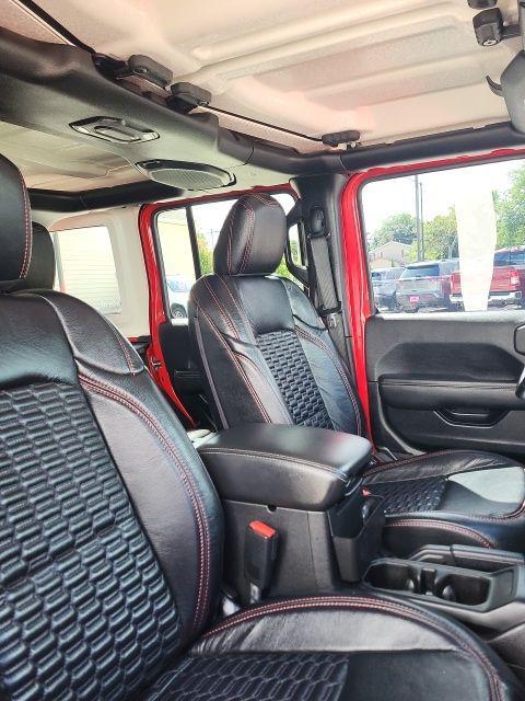 used 2021 Jeep Wrangler Unlimited car, priced at $28,000