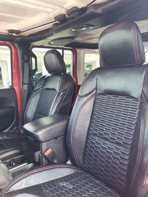 used 2021 Jeep Wrangler Unlimited car, priced at $28,000