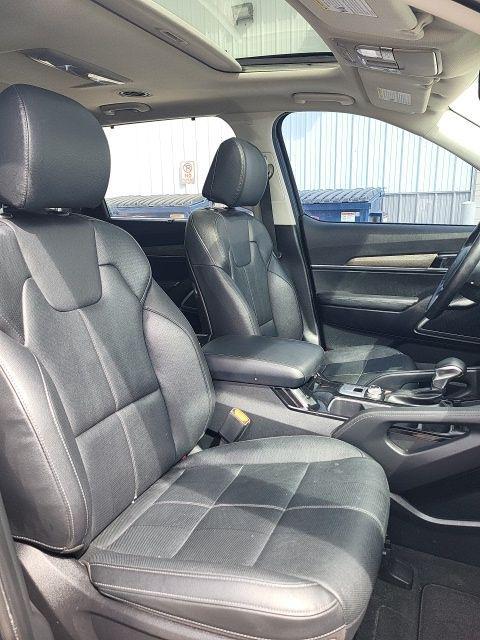 used 2022 Kia Telluride car, priced at $30,000