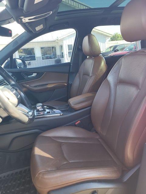 used 2017 Audi Q7 car, priced at $17,197