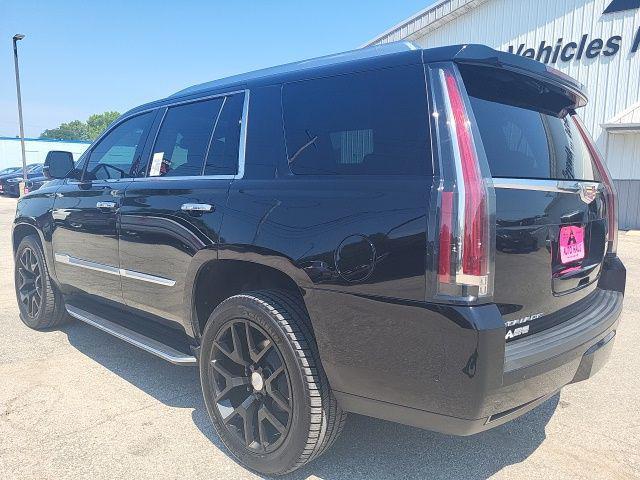 used 2020 Cadillac Escalade car, priced at $39,000