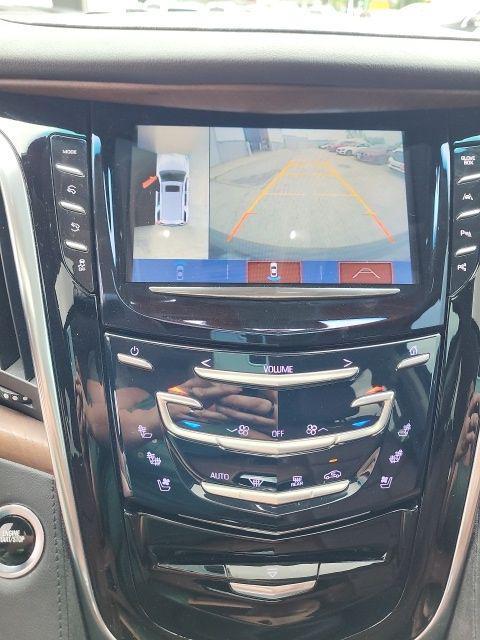 used 2020 Cadillac Escalade car, priced at $39,000