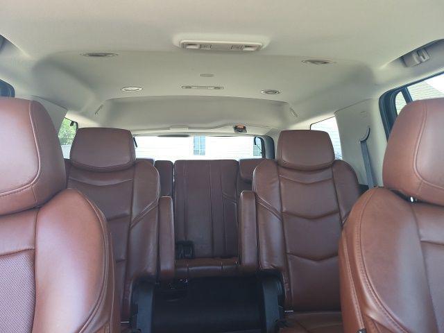 used 2020 Cadillac Escalade car, priced at $39,000