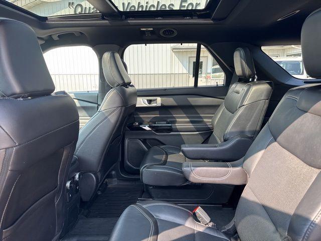 used 2022 Ford Explorer car, priced at $37,000
