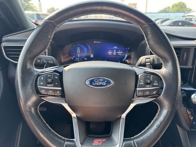 used 2022 Ford Explorer car, priced at $37,000