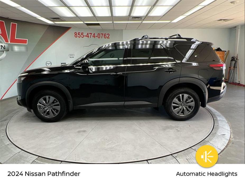 new 2024 Nissan Pathfinder car, priced at $38,957