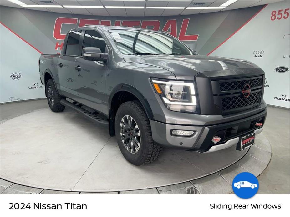 new 2024 Nissan Titan car, priced at $52,382