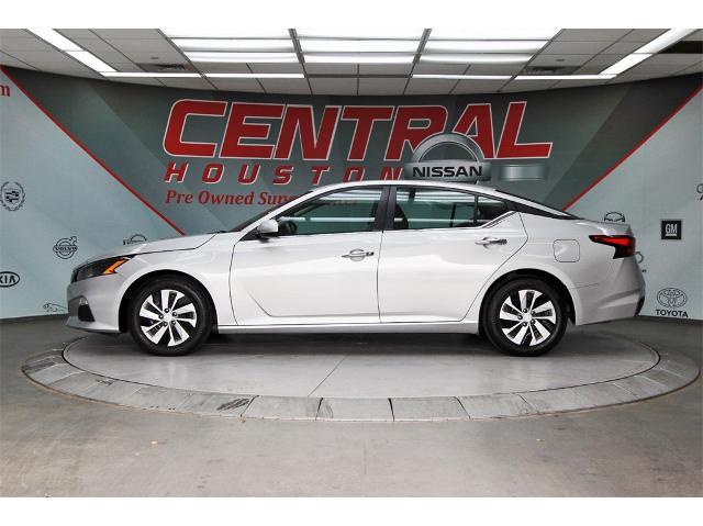 used 2022 Nissan Altima car, priced at $17,186