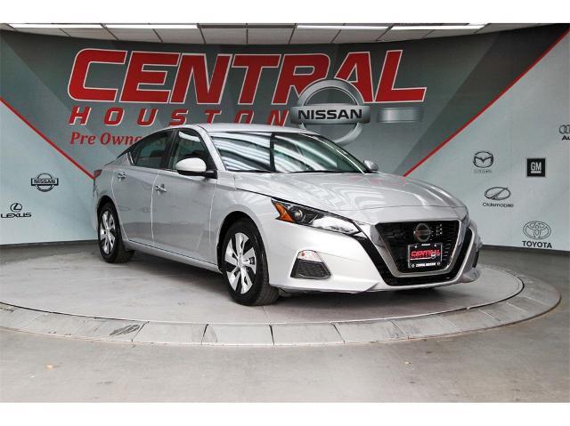 used 2022 Nissan Altima car, priced at $17,186