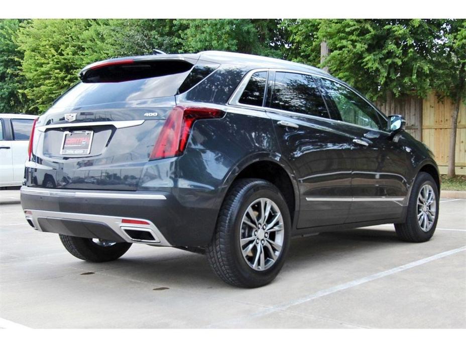 used 2022 Cadillac XT5 car, priced at $27,337