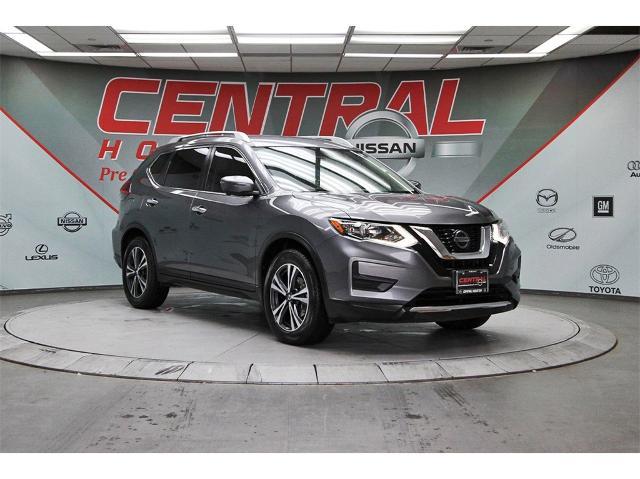 used 2020 Nissan Rogue car, priced at $17,913