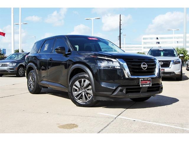 used 2022 Nissan Pathfinder car, priced at $23,656