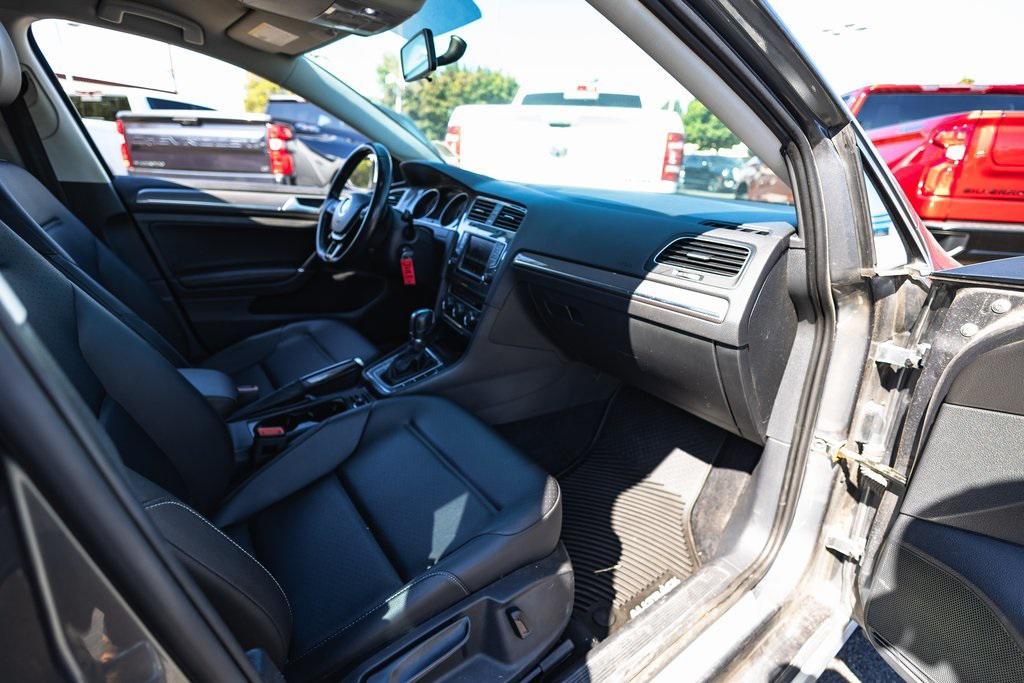 used 2017 Volkswagen Golf Alltrack car, priced at $15,159