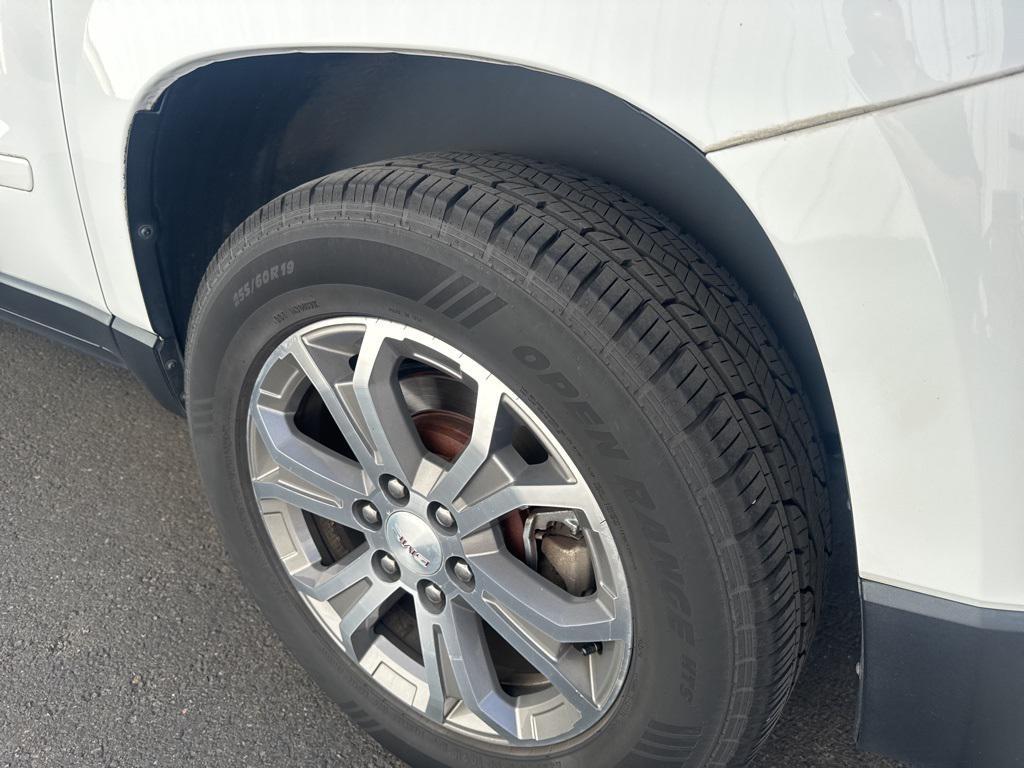 used 2016 GMC Acadia car, priced at $10,000