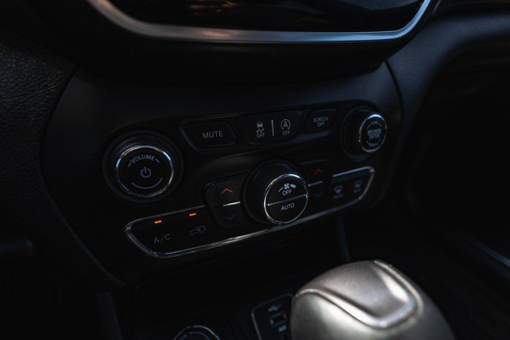 used 2019 Jeep Cherokee car, priced at $15,000