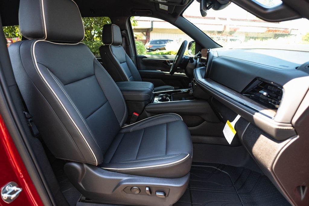 new 2025 Chevrolet Tahoe car, priced at $76,994