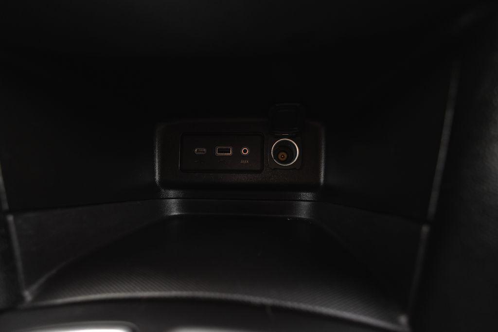 used 2022 Chevrolet Equinox car, priced at $17,200