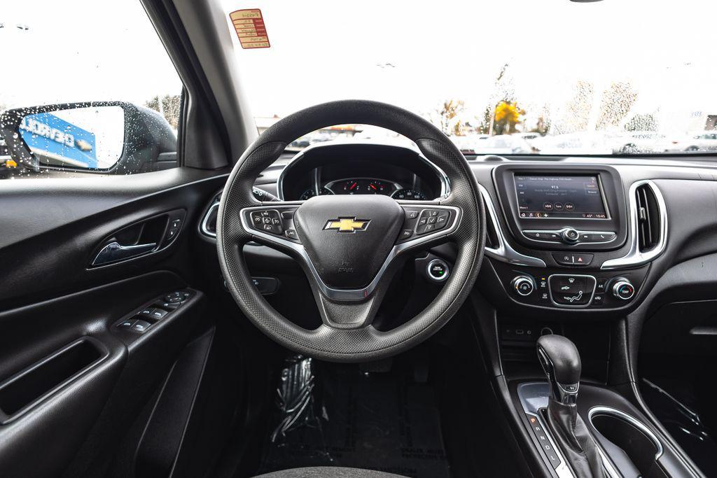 used 2022 Chevrolet Equinox car, priced at $17,200