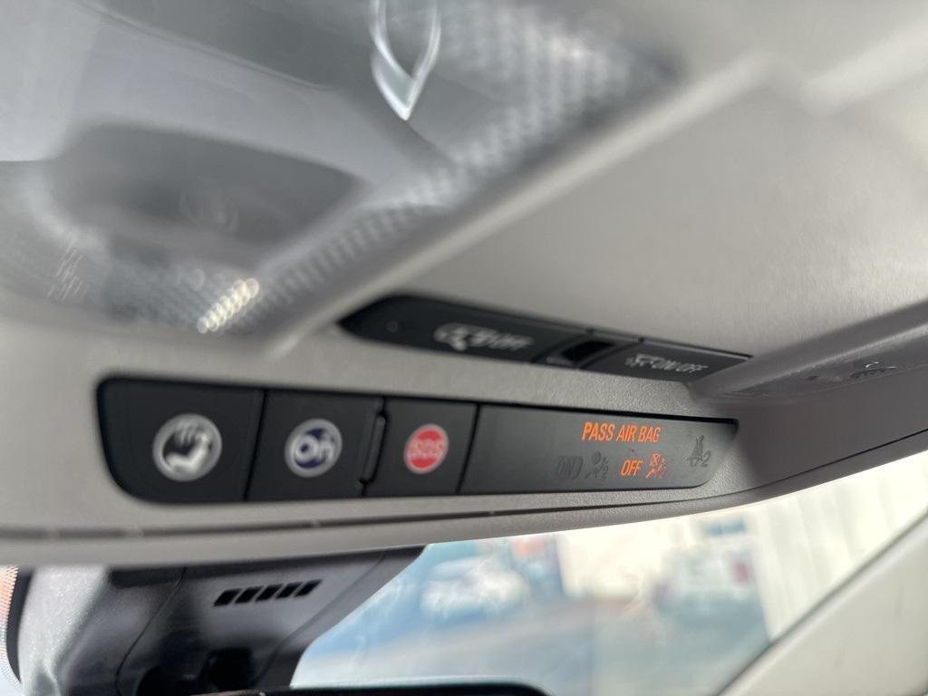 used 2022 Chevrolet Equinox car, priced at $17,433