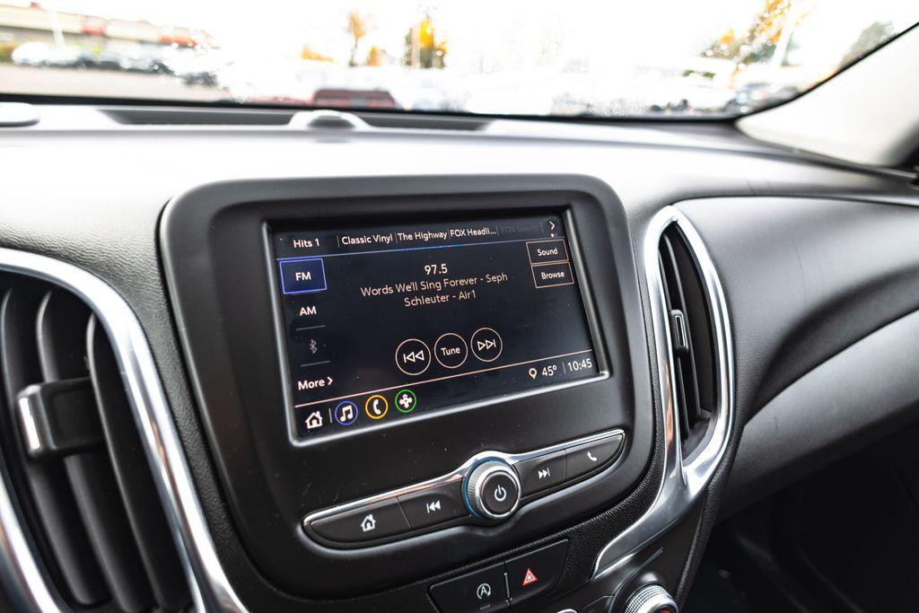 used 2022 Chevrolet Equinox car, priced at $17,200