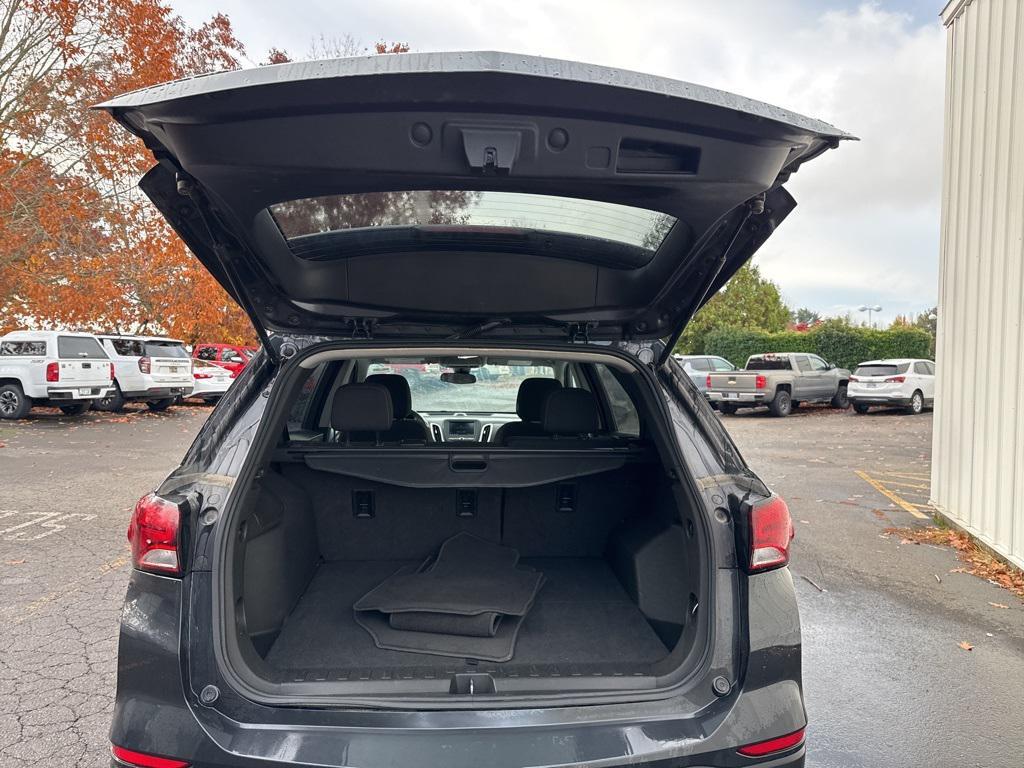 used 2022 Chevrolet Equinox car, priced at $17,433