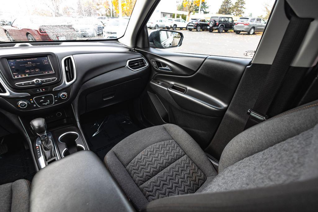 used 2022 Chevrolet Equinox car, priced at $17,200